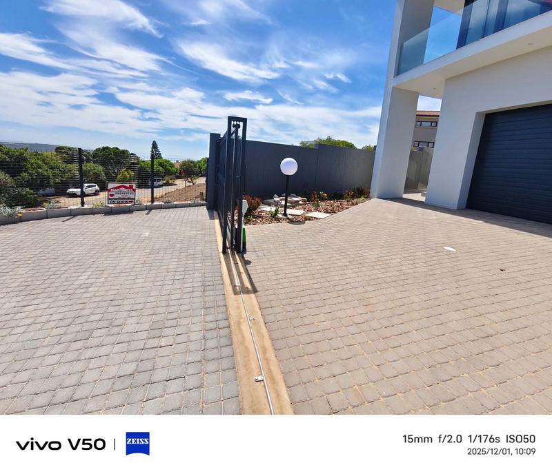 3 Bedroom Property for Sale in Hartenbos Heuwels Western Cape